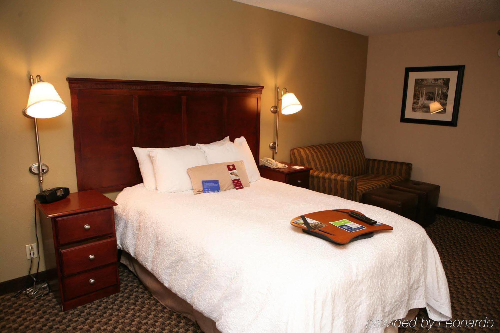 Hampton Inn Detroit Northville Zimmer foto